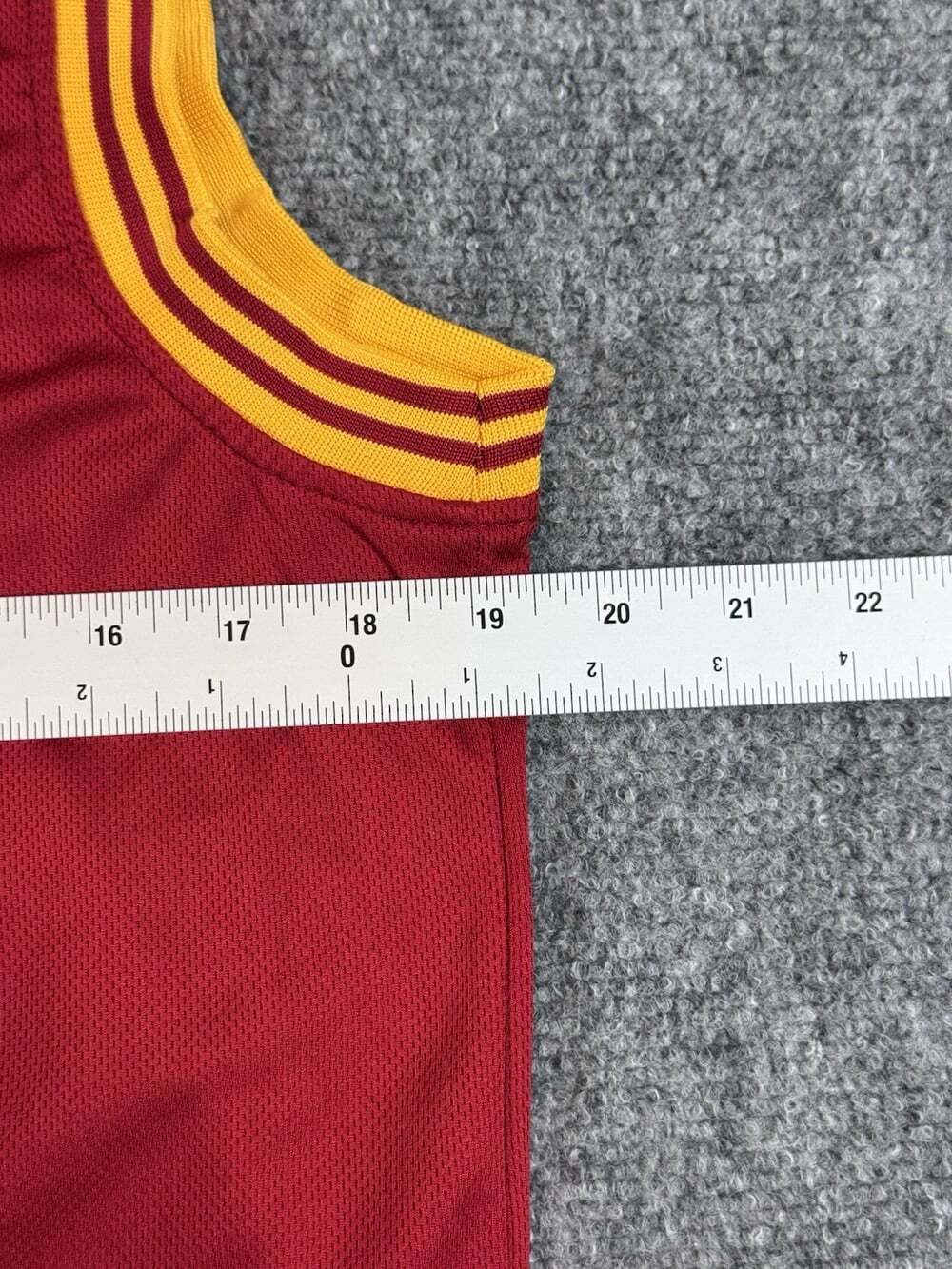 LeBron James Bootleg Cleveland Cavs Adidas Jersey - Picture 6 of 8